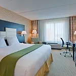Holiday Inn Express & Suites Ottawa West - Nepean By Ihg