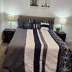 Good Fortune Residence, Homestay *