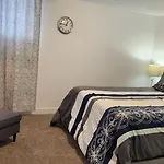 Good Fortune Residence, Homestay Ottawa