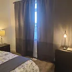 Good Fortune Residence, Homestay *