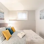 Work-Friendly 2Br Apartment - Near Downtown