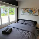Jstlikehome - Old Ottawa Suite & Guesthouse