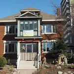 Downtown Bed And Breakfast