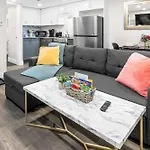 Modern Basement Flat In The Heart Of Historic Ottawa