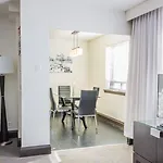 Ottawa Embassy Hotel & Suites
