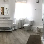 The Ambassador Bed & Breakfast Ottawa