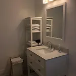 The Ambassador Bed & Breakfast Ottawa