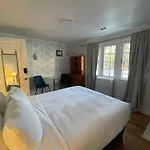 Bed & Breakfast The Ambassador Ottawa