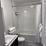 Crystal Boutique * Ottawa