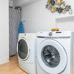 Apartment Urban 3br Getaway Walk To Byward Market- Uottawa