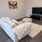 Crystal Boutique Apartment *