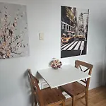 Suitestay Apartment *