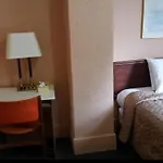 A Voyageur\'S Guest House