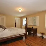 The Ambassador Bed & Breakfast Ottawa