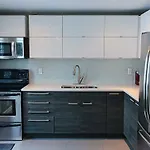 Spacious 3 Bdrm Home Near Downtown