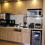 Welcominns Ottawa