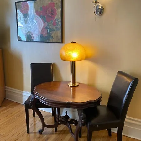 Bed & Breakfast Gold Door