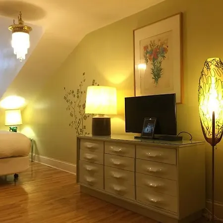 Bed & Breakfast Gold Door