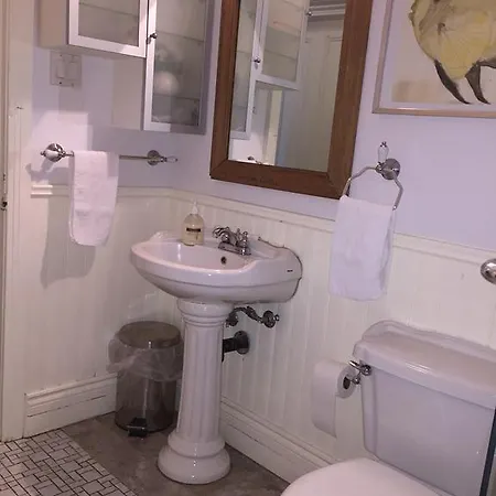 Gold Door Bed & Breakfast