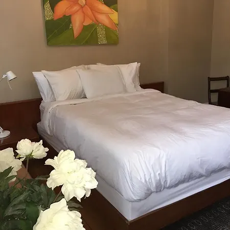 Gold Door Bed & Breakfast