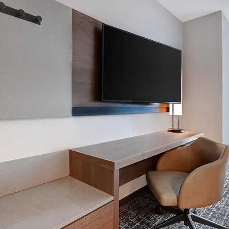 Hyatt Place West Ottawa