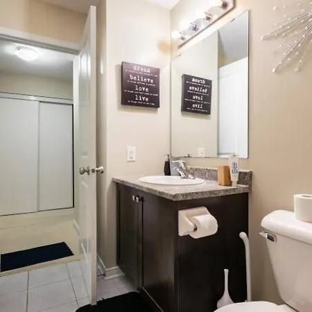 Mannys Place * Ottawa