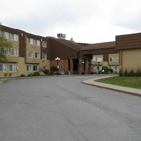 Hotel Travelodge By Wyndham East 3*