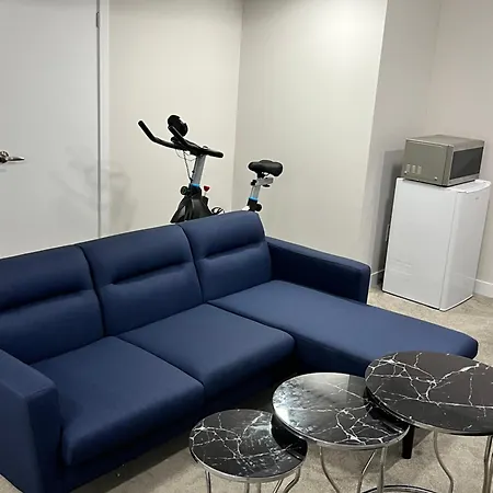 The Oasis Lounge By Luke 1913 Homestay *