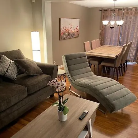 Big Bedroom, 24 *