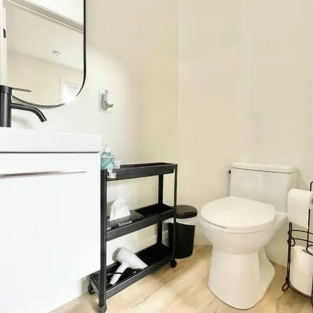 Charming 1 Bed In Prime Westboro Apartment Ottawa