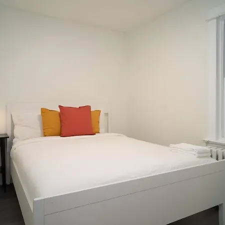 Beautiful 4 Bedroom Apartment Ottawa