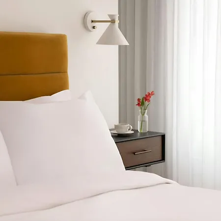 Sonder By Marriott Bonvoy Rideau Downtown Aparthotel