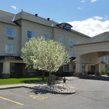 Hotel Days By Wyndham Airport 3*