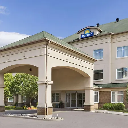 Hotel Days By Wyndham Airport Ottawa