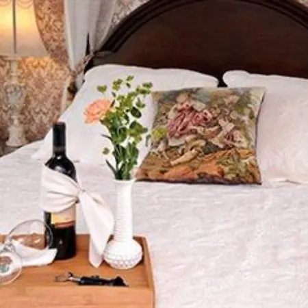 Bed & Breakfast Mcgee's 3*
