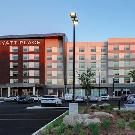 Hyatt Place West Hotel 3*