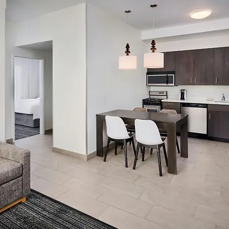Hotel Towneplace By Marriott Kanata