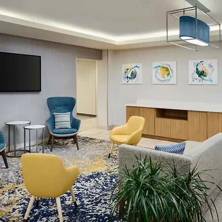 Hotel Towneplace By Marriott Kanata 3*