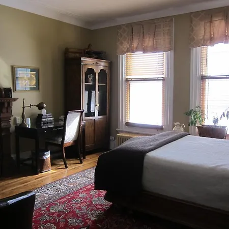 Mcgee's 3* Ottawa