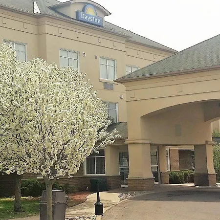 Days By Wyndham Airport Hotel 3*