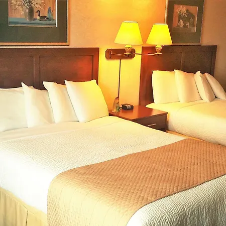 Days By Wyndham Airport Hotel