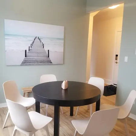 Downtown Aparthotel