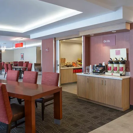 Hotel Towneplace By Marriott Kanata 3*