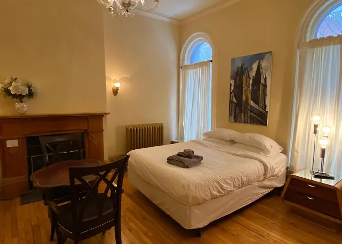 Gold Door Inn