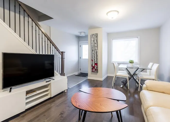 Spacious 3 Bdrm Home Near Downtown