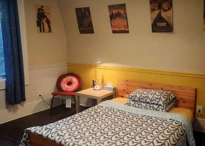 Sun Room W P Bathroom Near Universty Canal,Free Parking