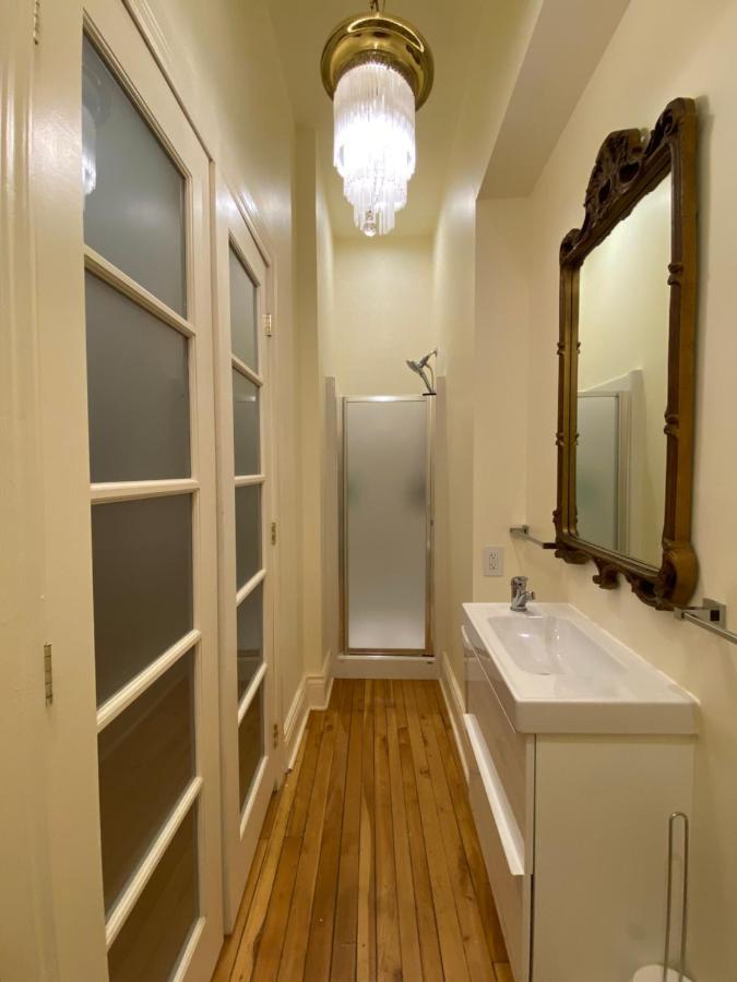 Bed & Breakfast Gold Door Ottawa