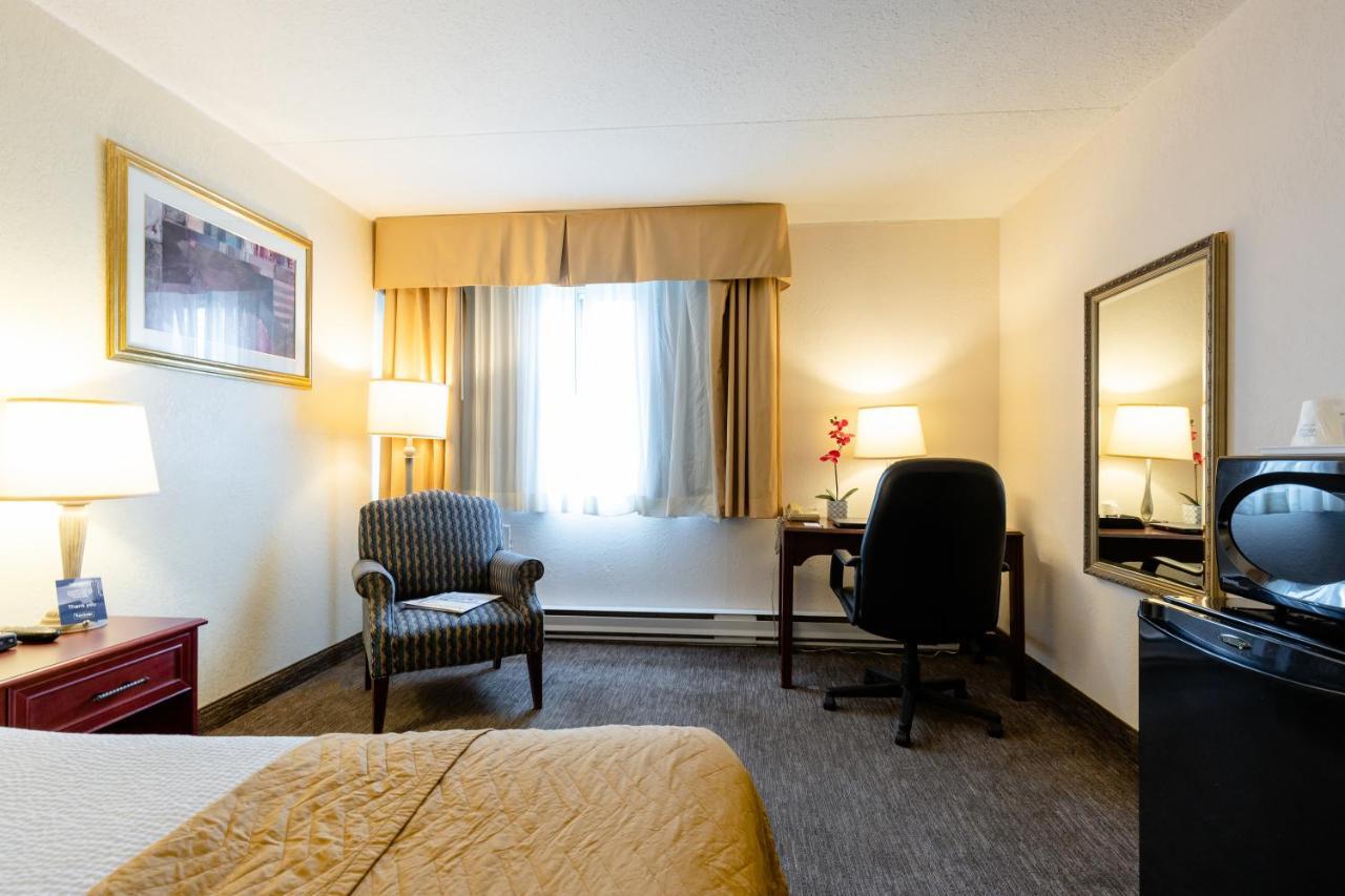 Travelodge By Wyndham East