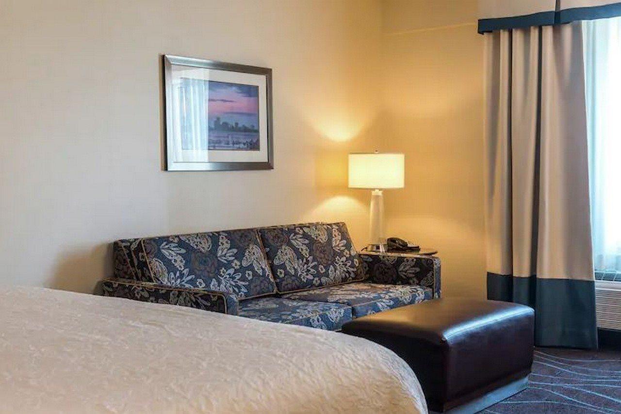 Hampton By Hilton Airport Hotel Ottawa