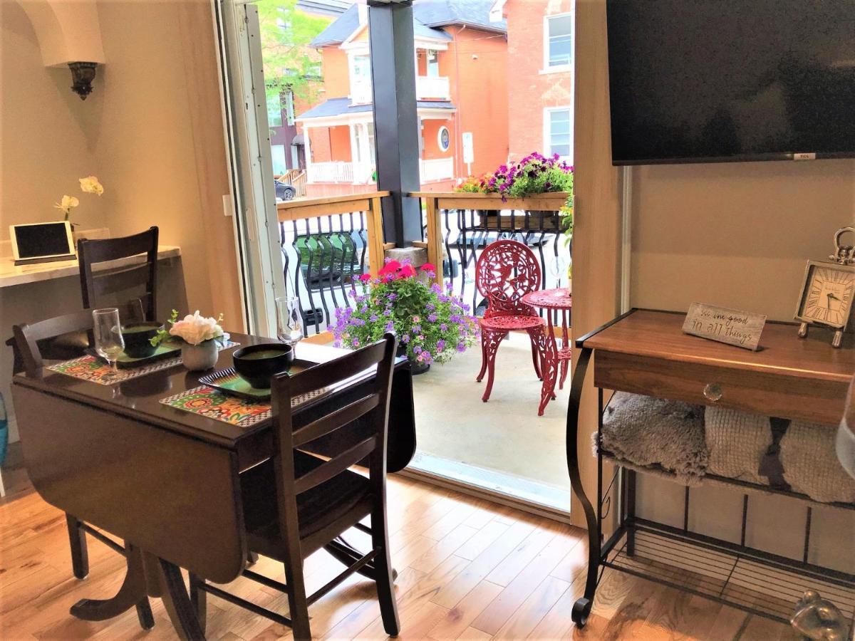Downtown Executive Retreat With Private Balcony Near Bank Street - Sleep Max 2 Apartment *